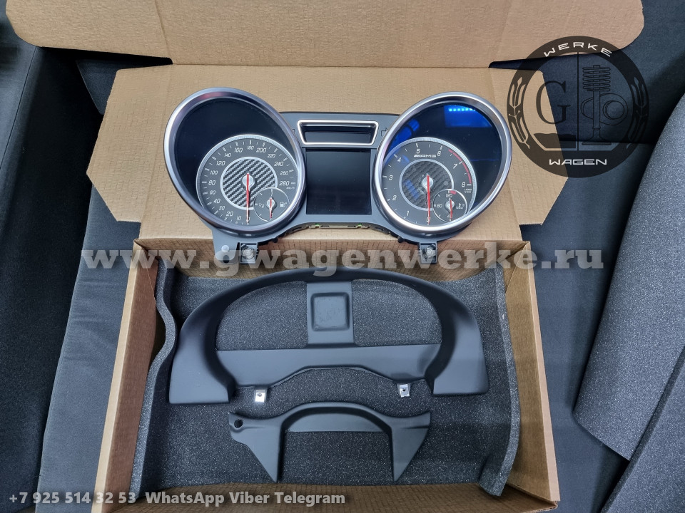 Щиток приборов AMG